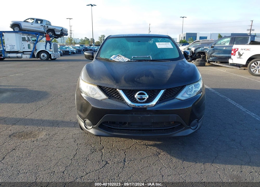 2017 NISSAN ROGUE SPORT S VIN: JN1BJ1CP4HW017643