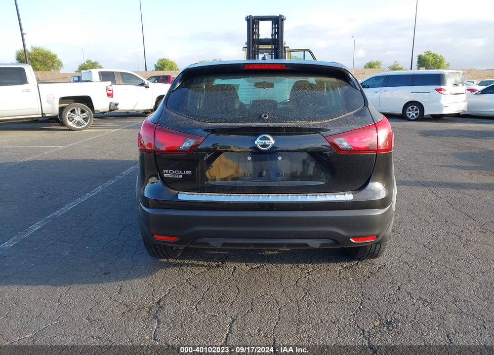 2017 NISSAN ROGUE SPORT S VIN: JN1BJ1CP4HW017643