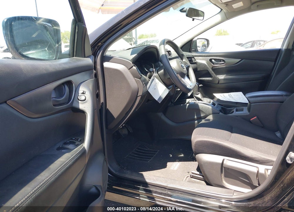 2017 NISSAN ROGUE SPORT S VIN: JN1BJ1CP4HW017643