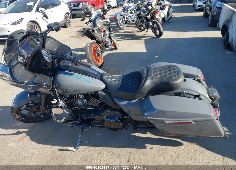2022 HARLEY-DAVIDSON FLTRXST VIN: 1HD1ACL24NB660178
