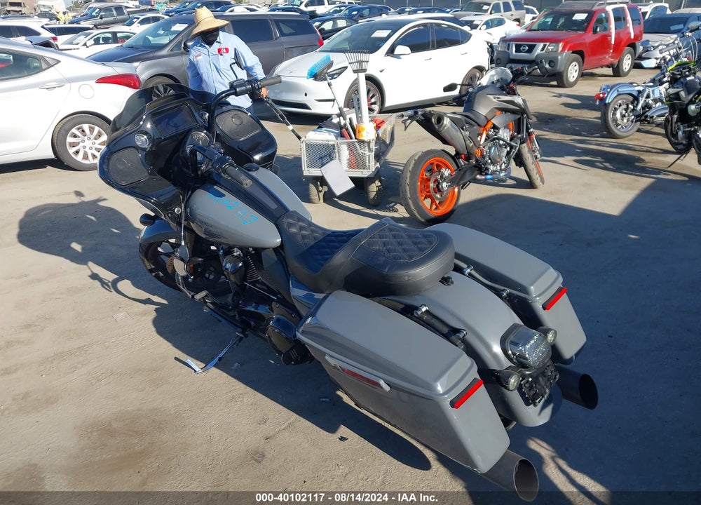 2022 HARLEY-DAVIDSON FLTRXST VIN: 1HD1ACL24NB660178