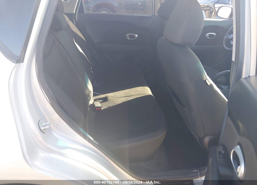 2014 KIA SOUL VIN: KNDJN2A24E7711961