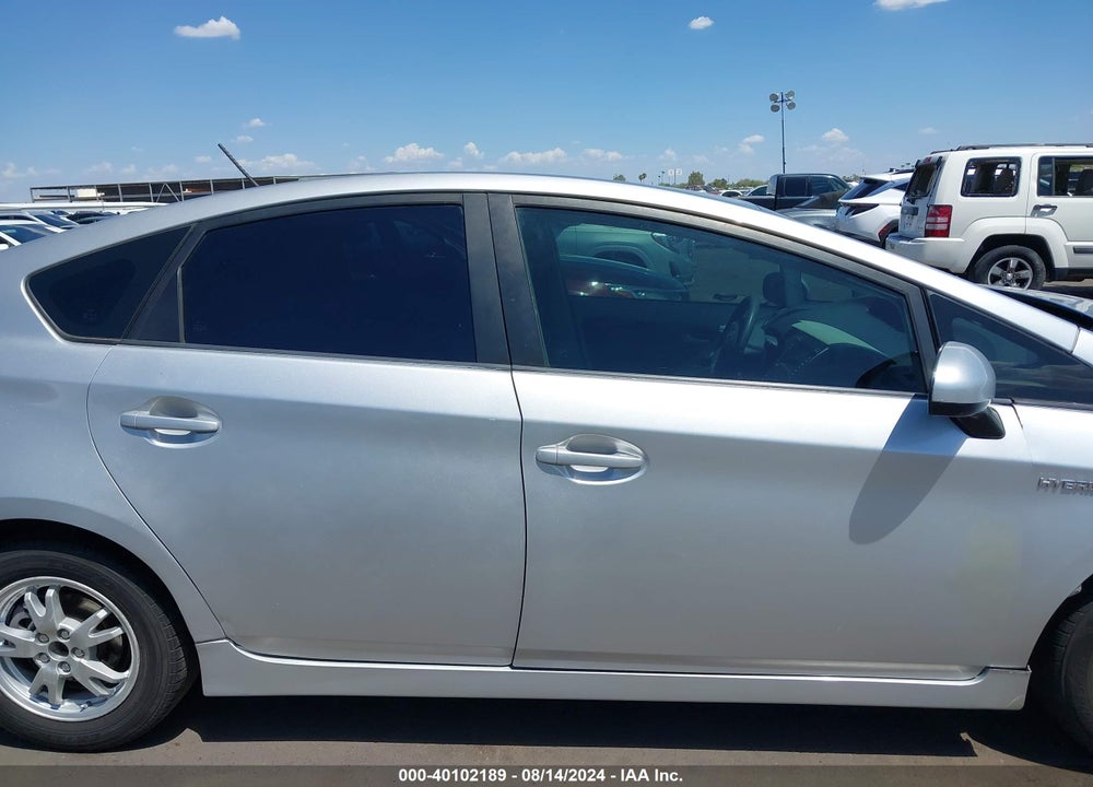 2010 TOYOTA PRIUS III VIN: JTDKN3DU4A1228670