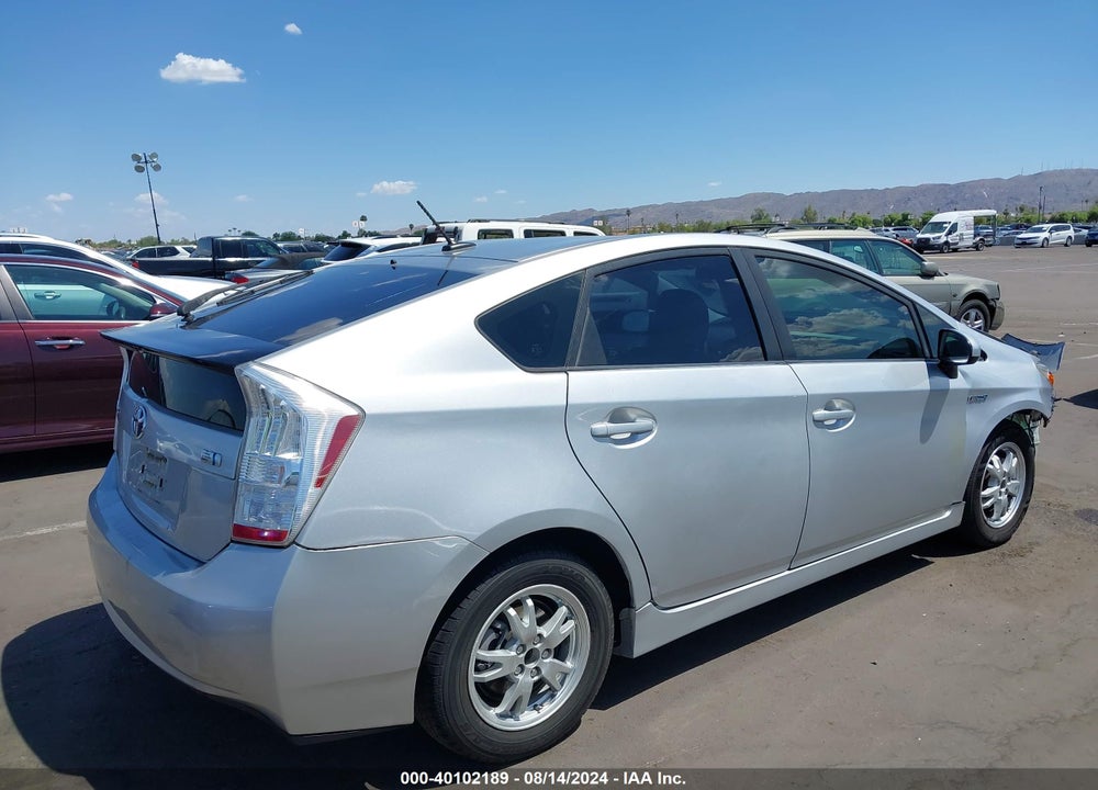 2010 TOYOTA PRIUS III VIN: JTDKN3DU4A1228670