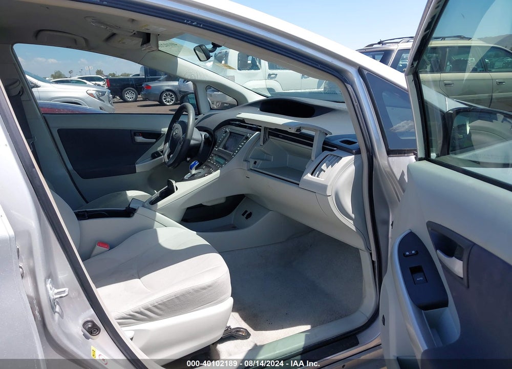 2010 TOYOTA PRIUS III VIN: JTDKN3DU4A1228670
