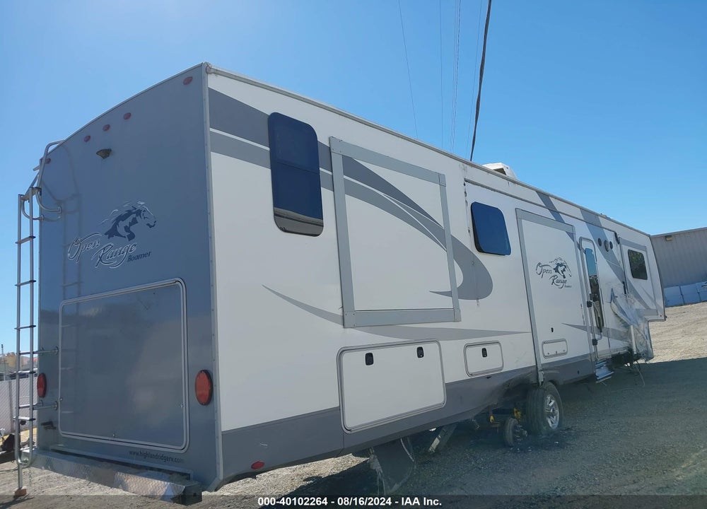 2017 HIGHLAND ER VIN: 58TFL4123H5028894