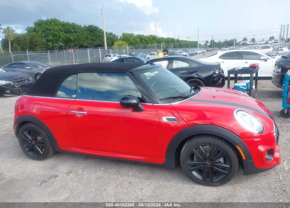 2018 MINI CONVERTIBLE COOPER VIN: WMWWG5C52J3D01301