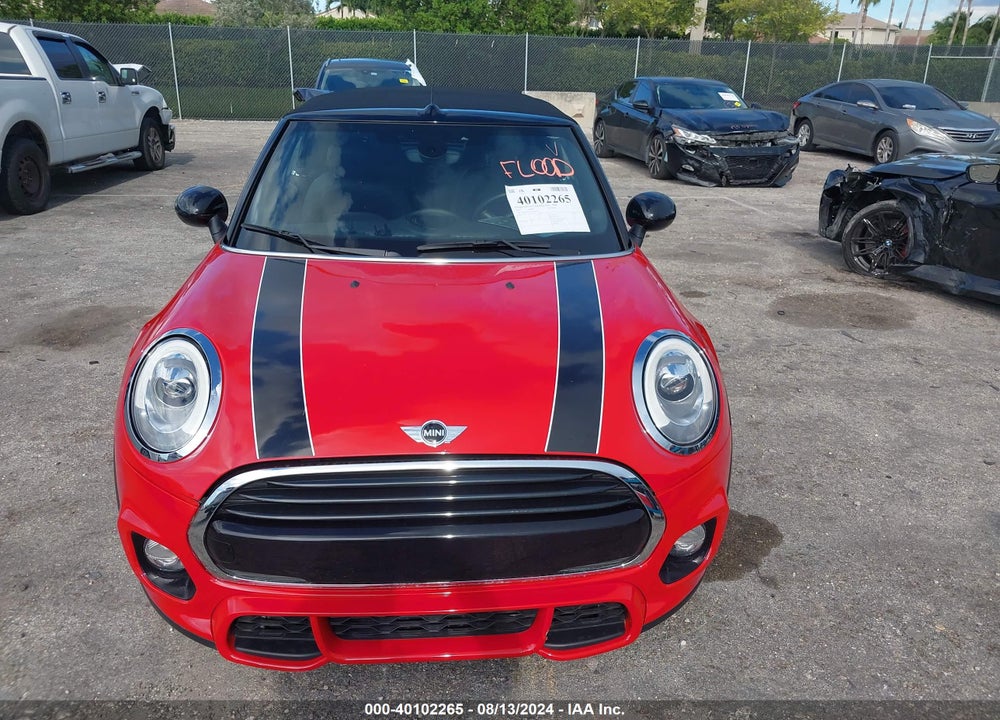 2018 MINI CONVERTIBLE COOPER VIN: WMWWG5C52J3D01301