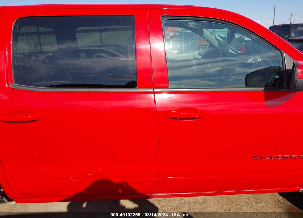 2018 CHEVROLET SILVERADO 1500 2LT VIN: 3GCUKRECXJG599828