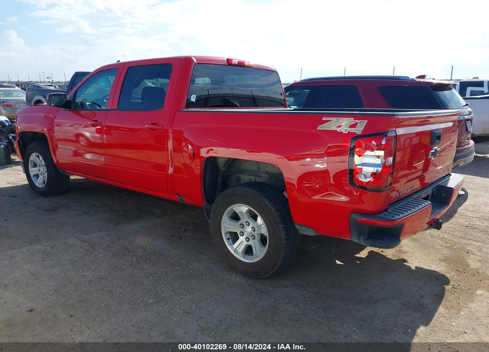 2018 CHEVROLET SILVERADO 1500 2LT VIN: 3GCUKRECXJG599828