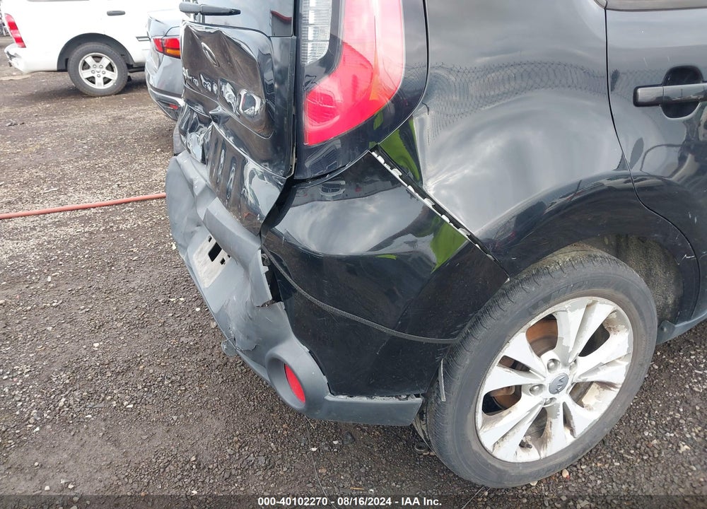 2015 KIA SOUL + AUTOMATIC VIN: KNDJP3A58F7113187