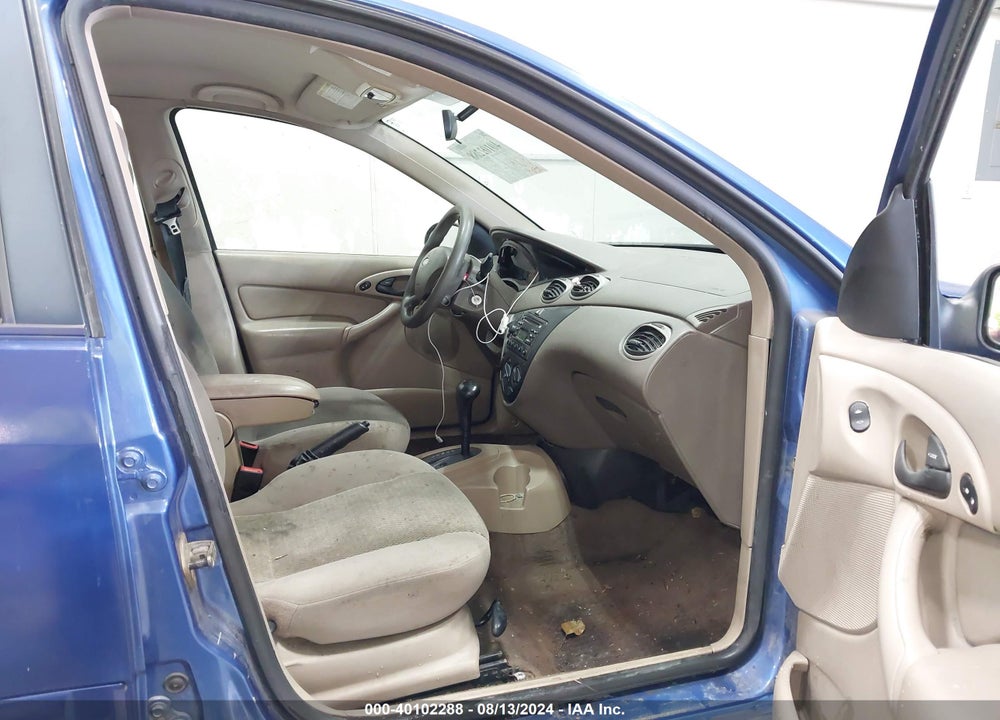 2004 FORD FOCUS SE VIN: 1FAFP34324W178089