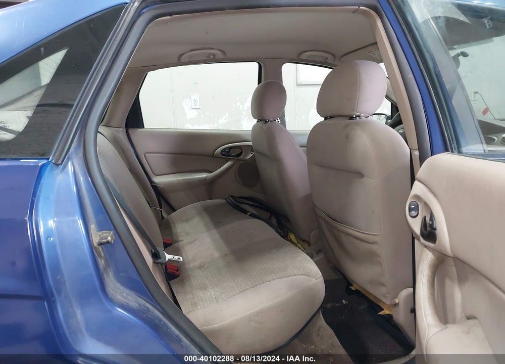 2004 FORD FOCUS SE VIN: 1FAFP34324W178089