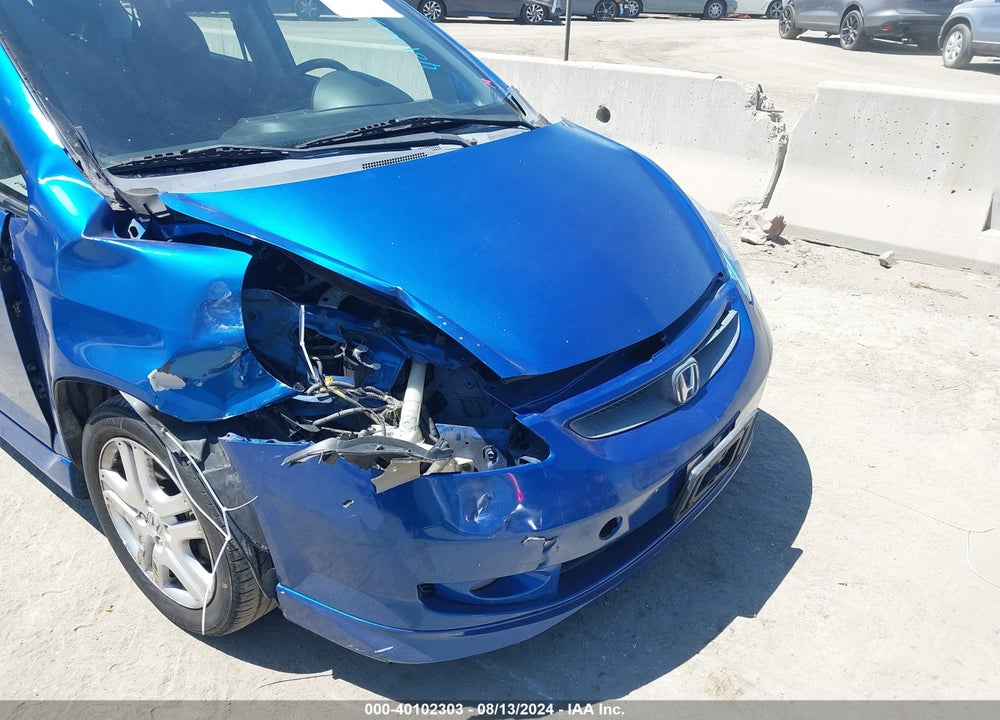 2007 HONDA FIT VIN: JHMGD38647S011447