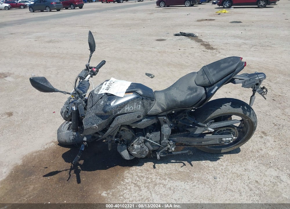 2022 YAMAHA MT07 VIN: JYARM32E6NA004380