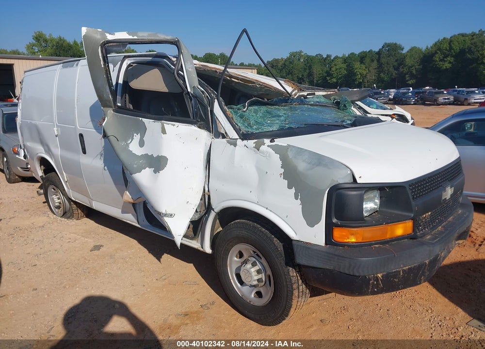 2006 CHEVROLET EXPRESS WORK VAN VIN: 1GCGG25V261221306