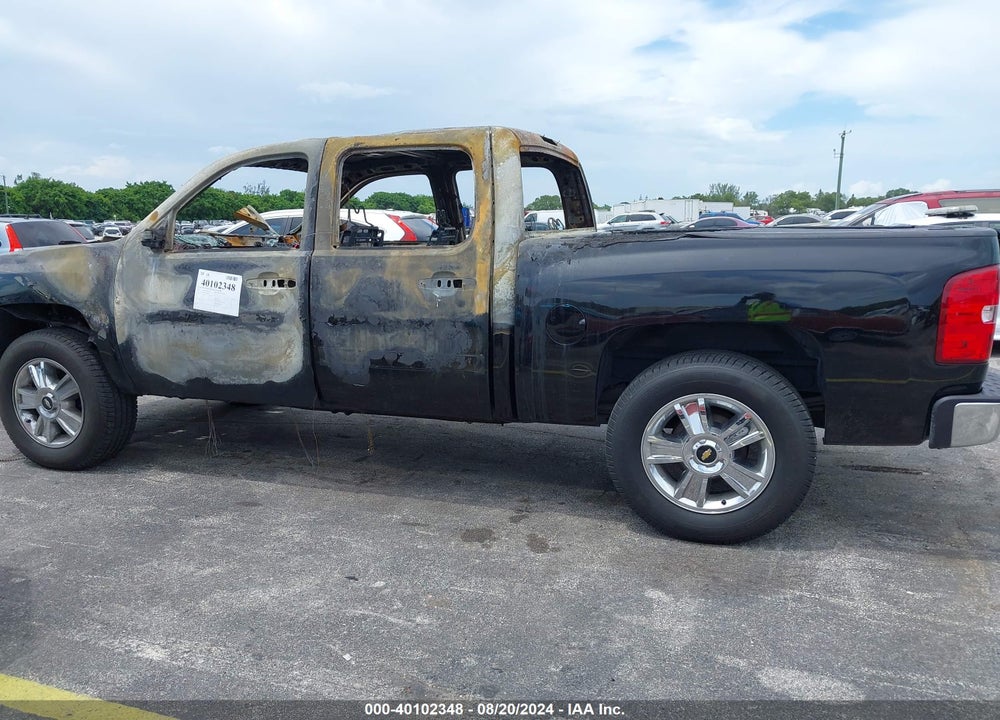 2013 CHEVROLET SILVERADO 1500 LTZ VIN: 3GCPCTE04DG144894