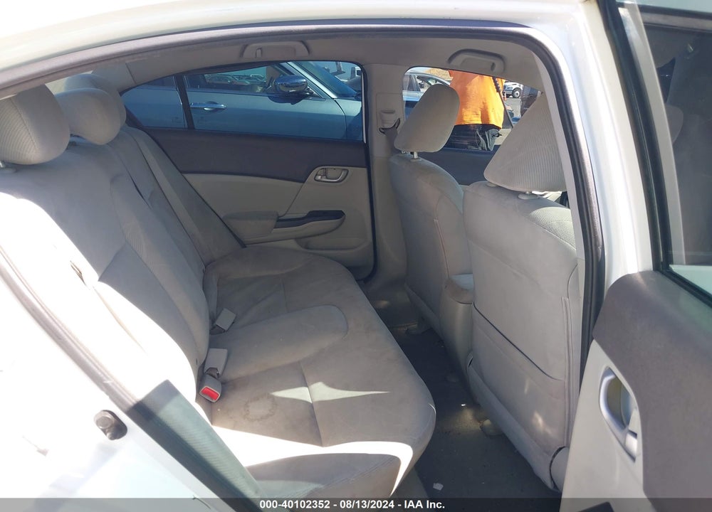 2012 HONDA CIVIC VIN: 2HGFB2F62CH552046