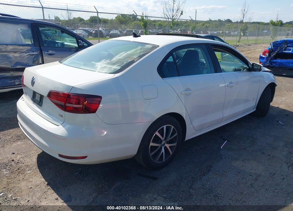 2017 VOLKSWAGEN JETTA 1.4T SE VIN: 3VWDB7AJ4HM290566