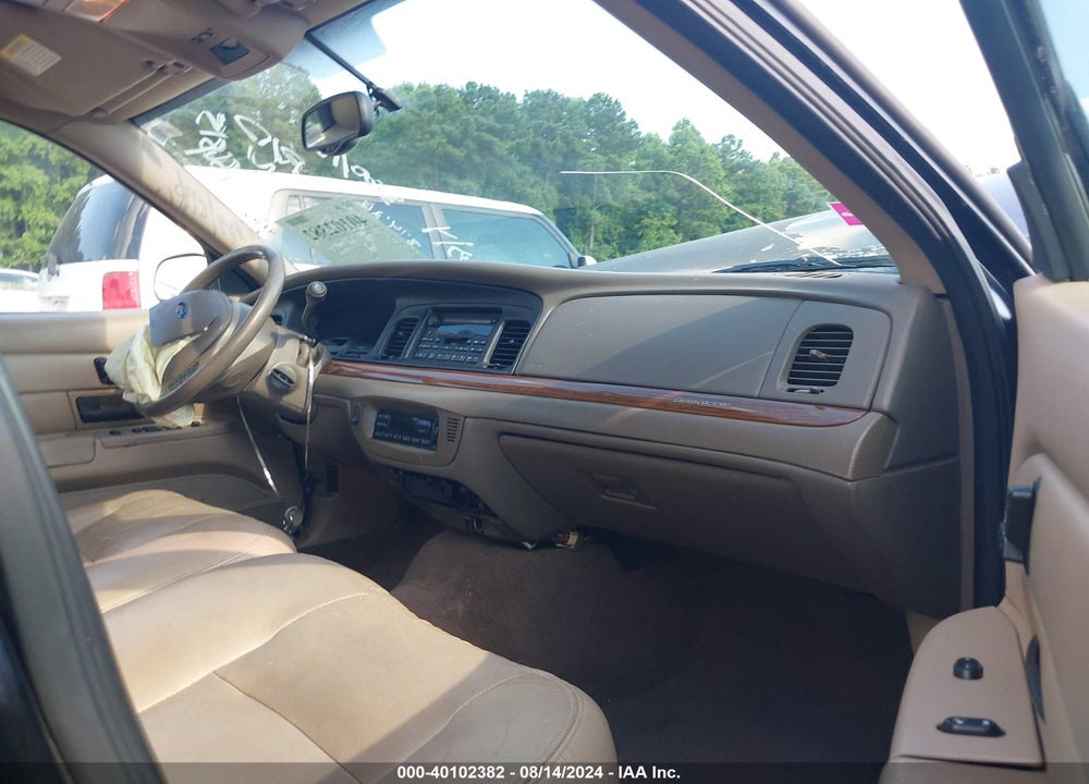 2003 FORD CROWN VICTORIA LX VIN: 2FAFP74W23X214691