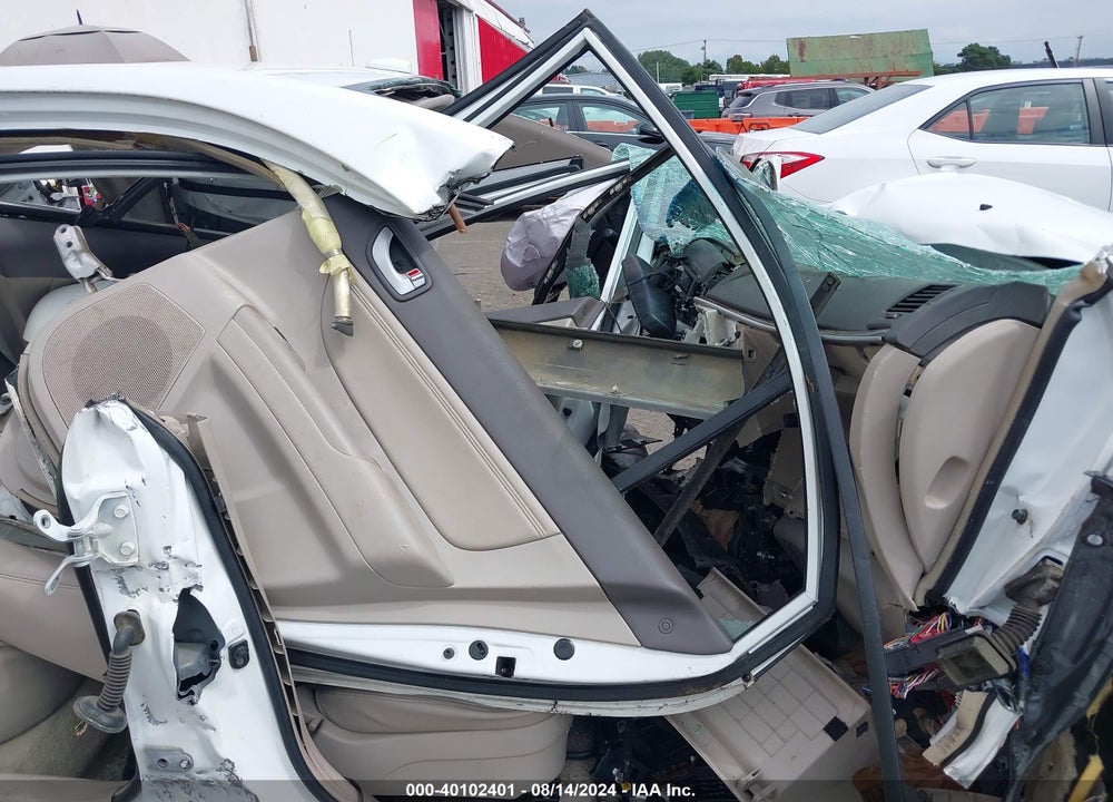 2008 HYUNDAI SONATA LIMITED/SE VIN: 5NPEU46CX8H331461