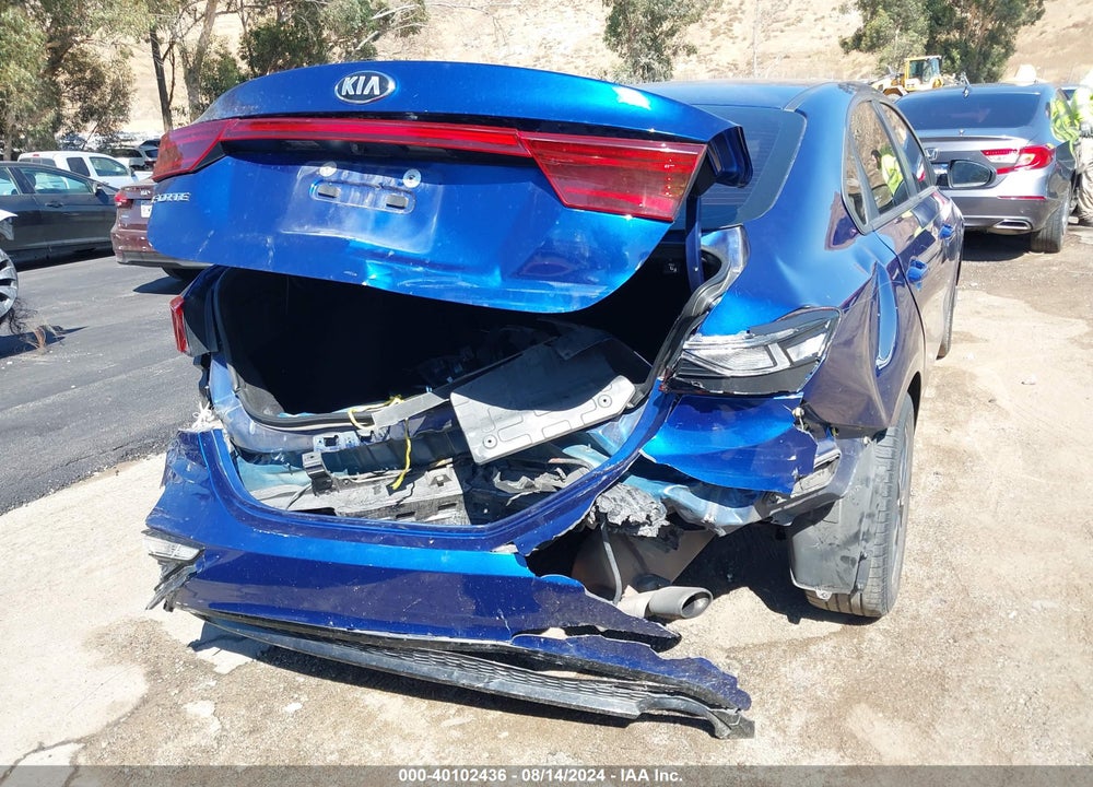 2019 KIA FORTE LXS VIN: 3KPF24AD4KE096531