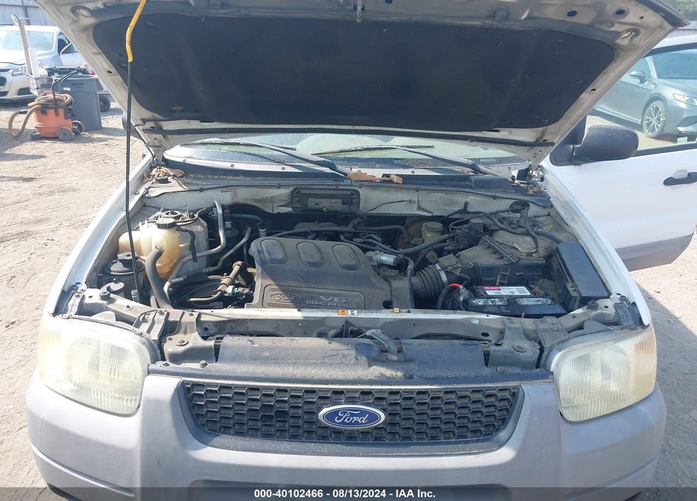 2002 FORD ESCAPE XLS VIN: 1FMYU01172KD67205