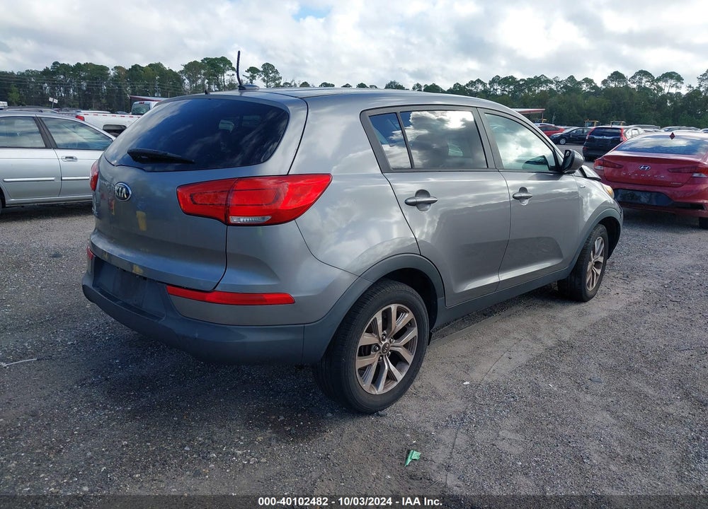 2016 KIA SPORTAGE LX VIN: KNDPBCAC8G7803708