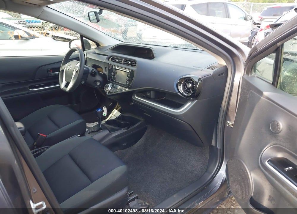 2015 TOYOTA PRIUS C TWO VIN: JTDKDTB34F1580488