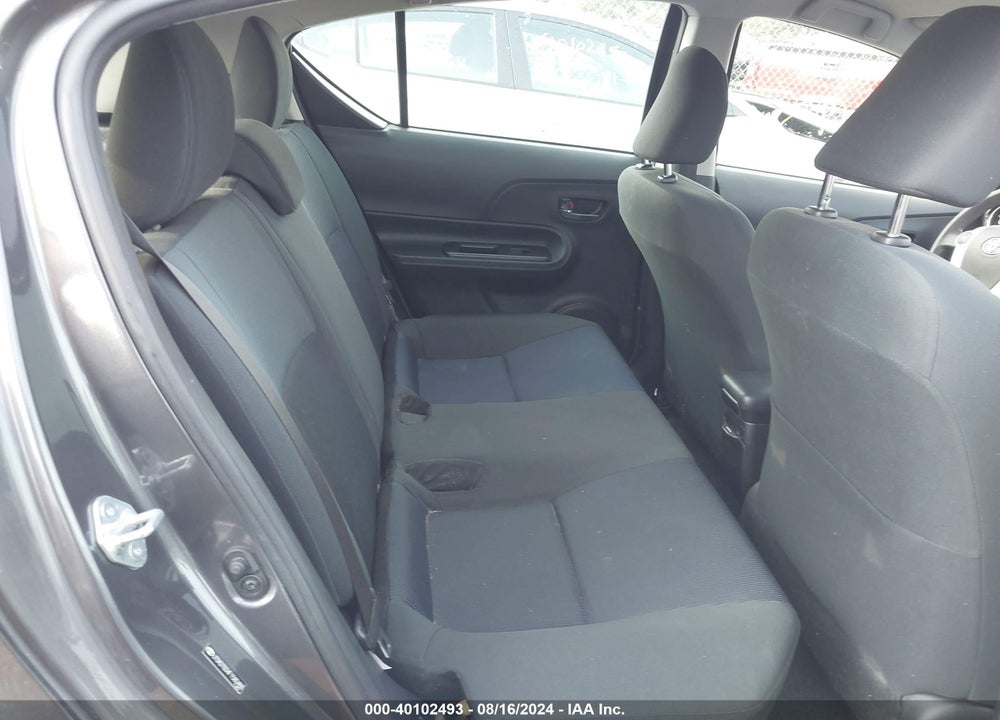 2015 TOYOTA PRIUS C TWO VIN: JTDKDTB34F1580488