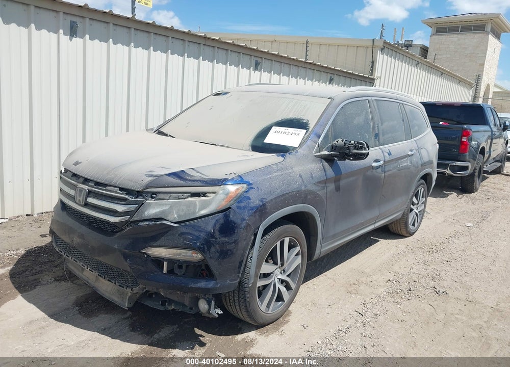 2017 HONDA PILOT TOURING VIN: 5FNYF5H93HB014800