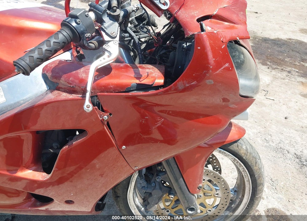 2000 KAWASAKI ZX600 J1 VIN: JKAZX4J1XYA014229