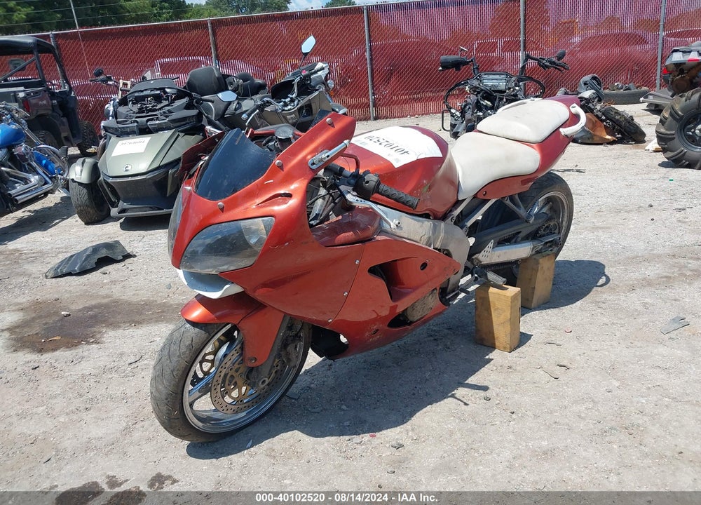 2000 KAWASAKI ZX600 J1 VIN: JKAZX4J1XYA014229