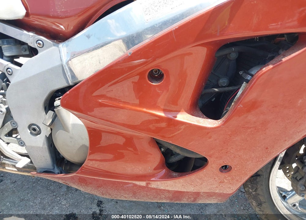 2000 KAWASAKI ZX600 J1 VIN: JKAZX4J1XYA014229