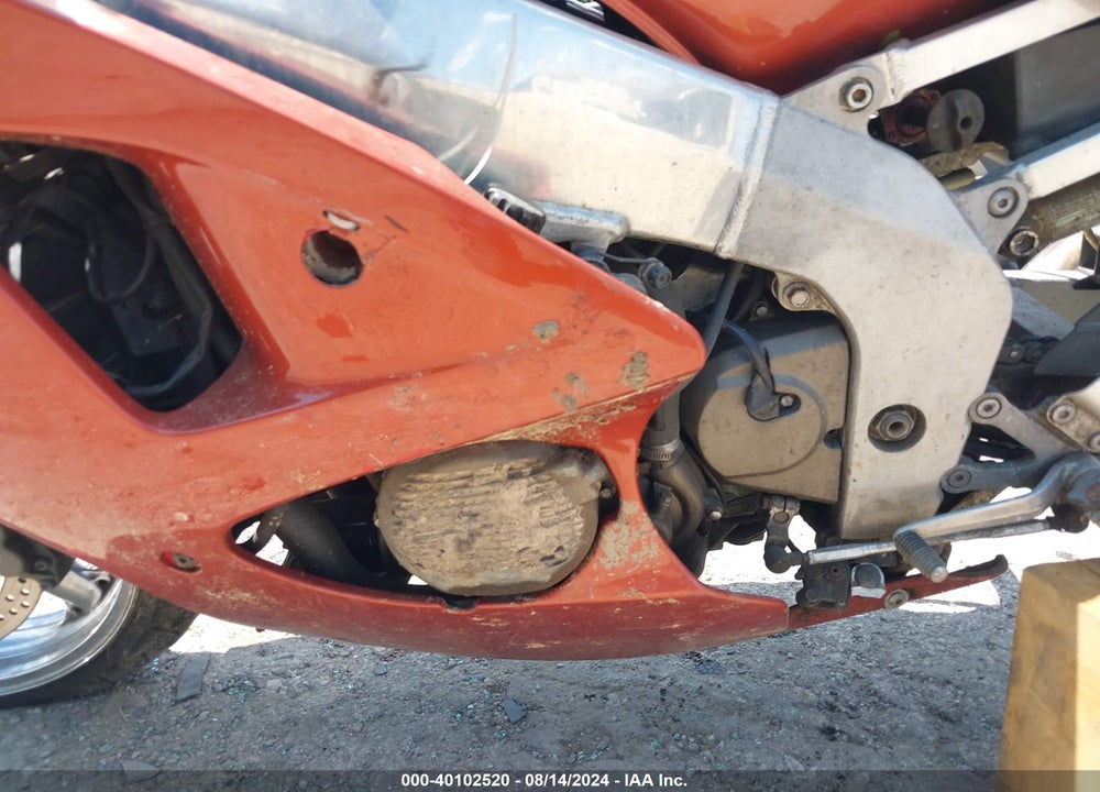 2000 KAWASAKI ZX600 J1 VIN: JKAZX4J1XYA014229
