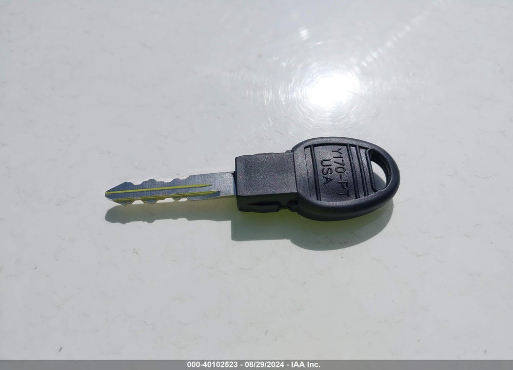 2011 DODGE GRAND CARAVAN CREW VIN: 2D4RN5DG7BR650114