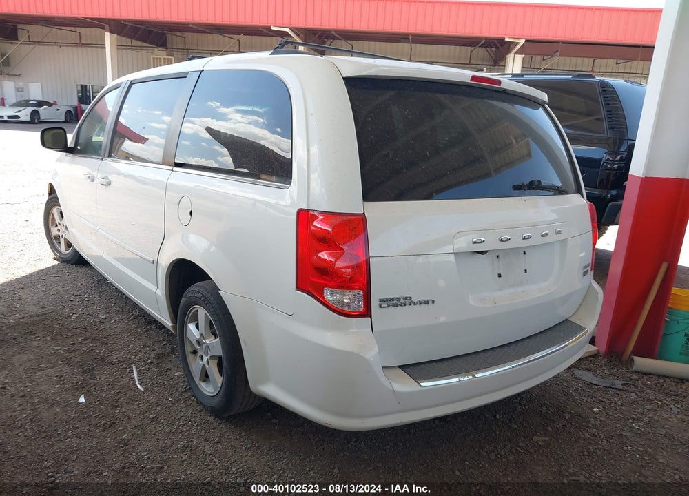 2011 DODGE GRAND CARAVAN CREW VIN: 2D4RN5DG7BR650114