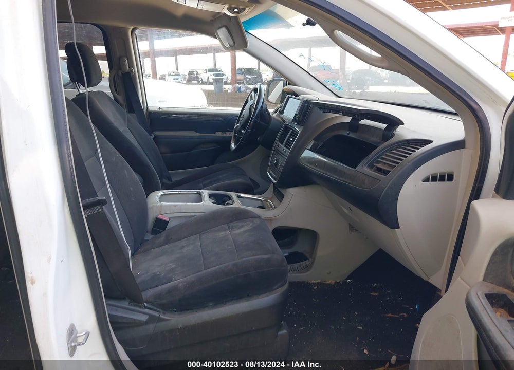 2011 DODGE GRAND CARAVAN CREW VIN: 2D4RN5DG7BR650114