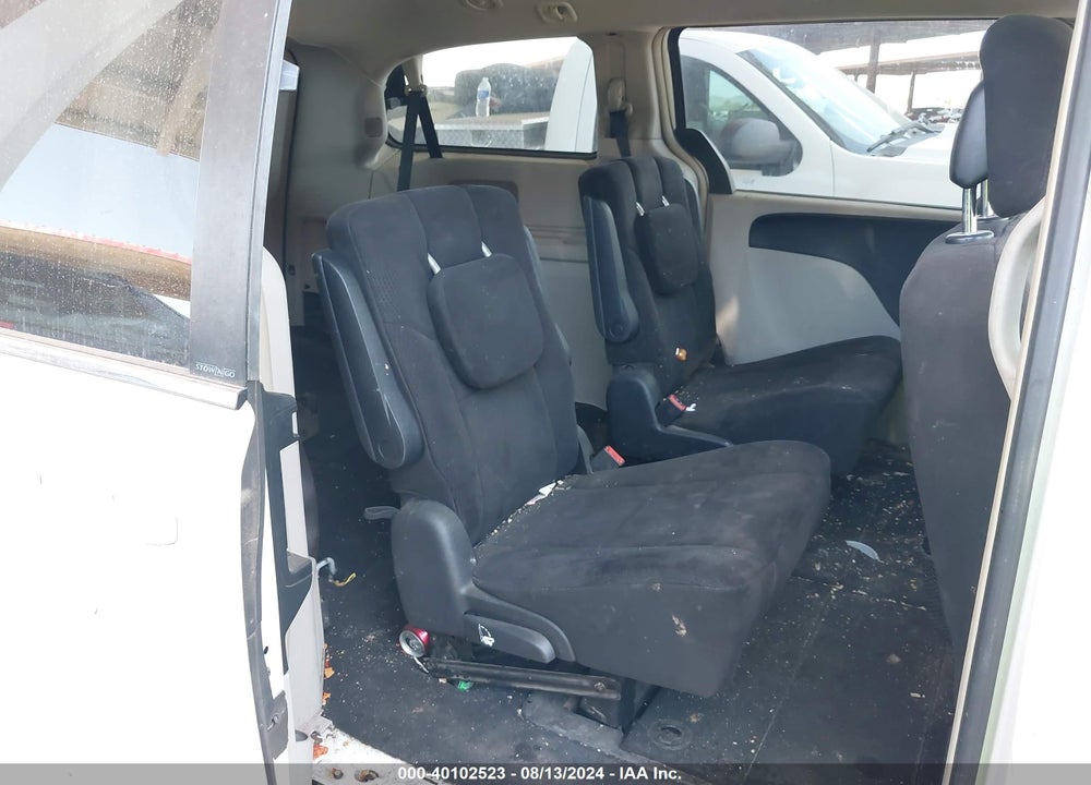 2011 DODGE GRAND CARAVAN CREW VIN: 2D4RN5DG7BR650114