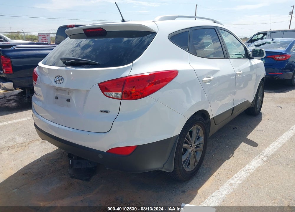 2014 HYUNDAI TUCSON SE VIN: KM8JUCAG9EU871240