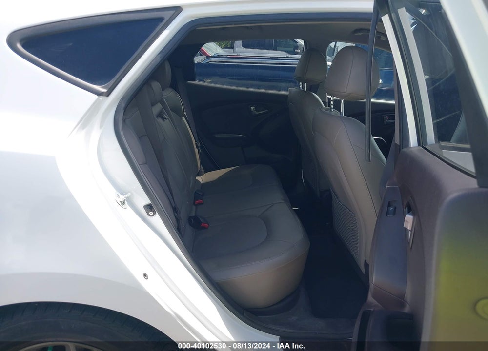 2014 HYUNDAI TUCSON SE VIN: KM8JUCAG9EU871240