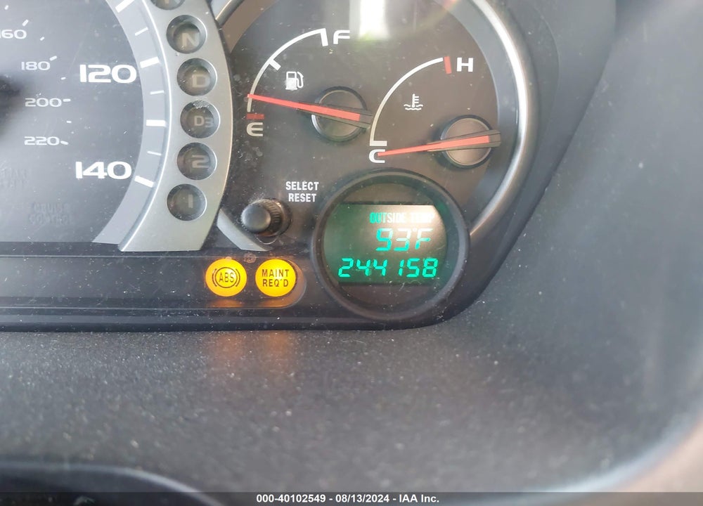 2004 HONDA PILOT EX VIN: 2HKYF18414H558429