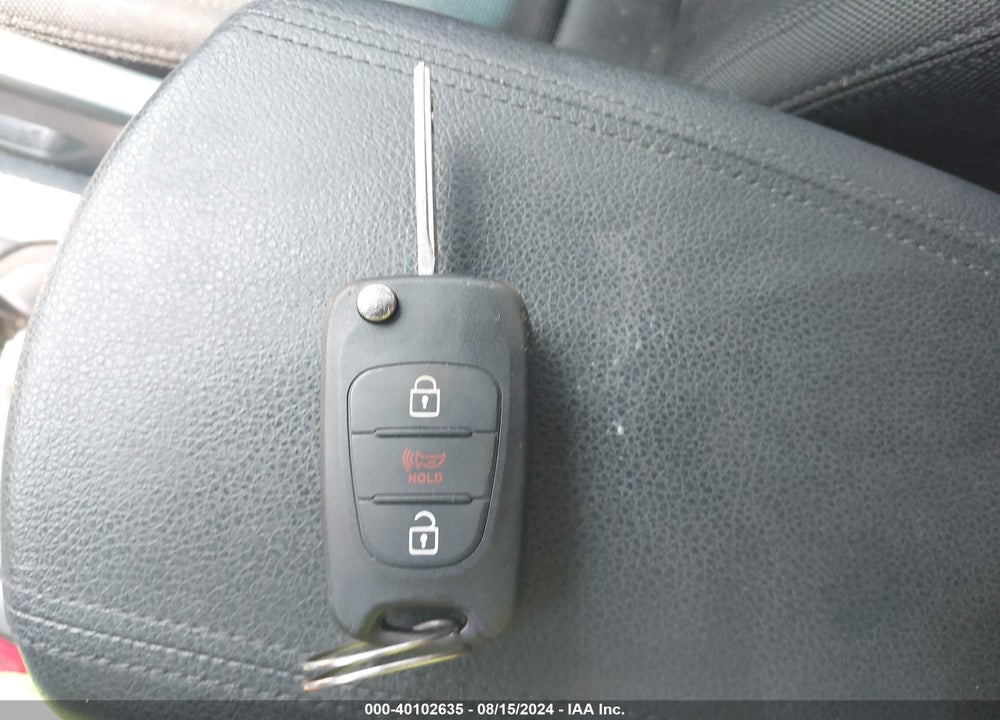 2012 KIA SPORTAGE LX VIN: KNDPBCA27C7285057