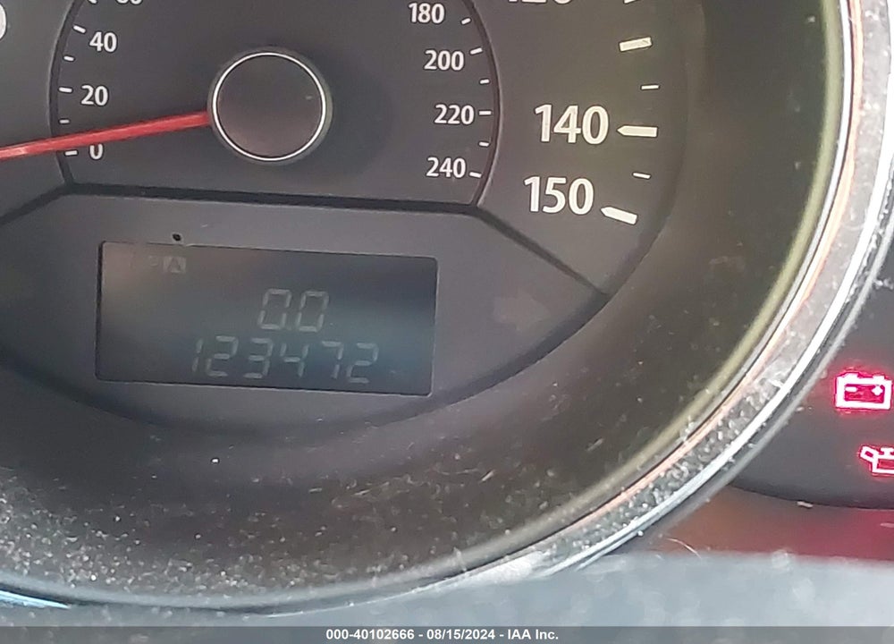 2012 KIA SORENTO LX VIN: 5XYKT4A16CG280228