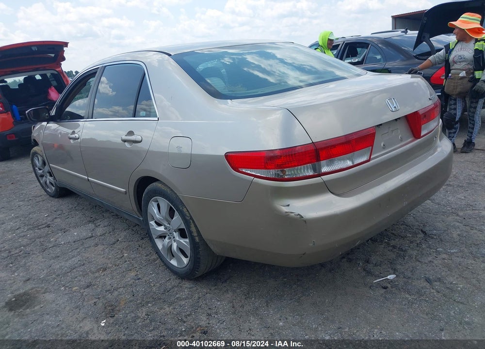 2003 HONDA ACCORD 2.4 LX VIN: 1HGCM56403A069201