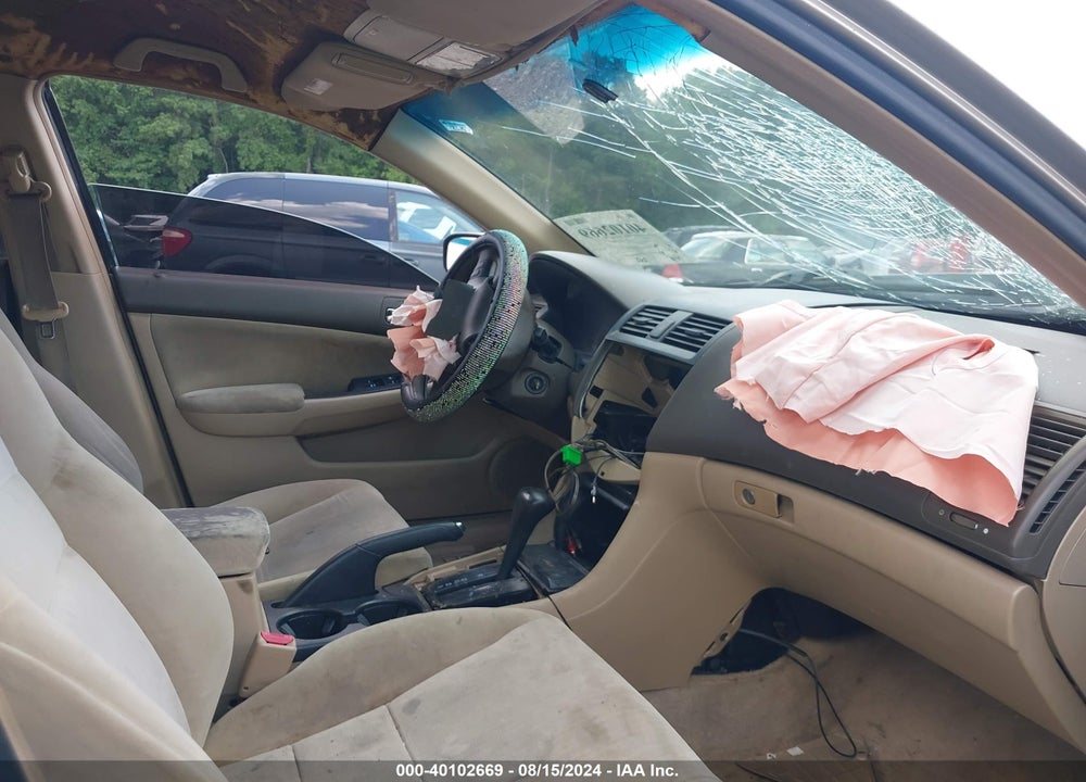 2003 HONDA ACCORD 2.4 LX VIN: 1HGCM56403A069201