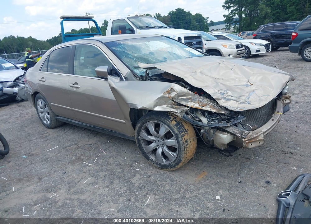 2003 HONDA ACCORD 2.4 LX VIN: 1HGCM56403A069201