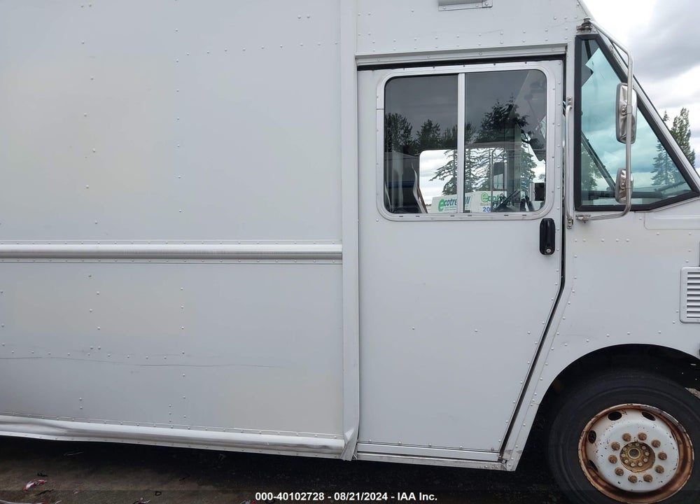 2009 WORKHORSE CUSTOM CHASSIS COMMERCIAL CHASSIS W42 VIN: 5B4KPD28693437114