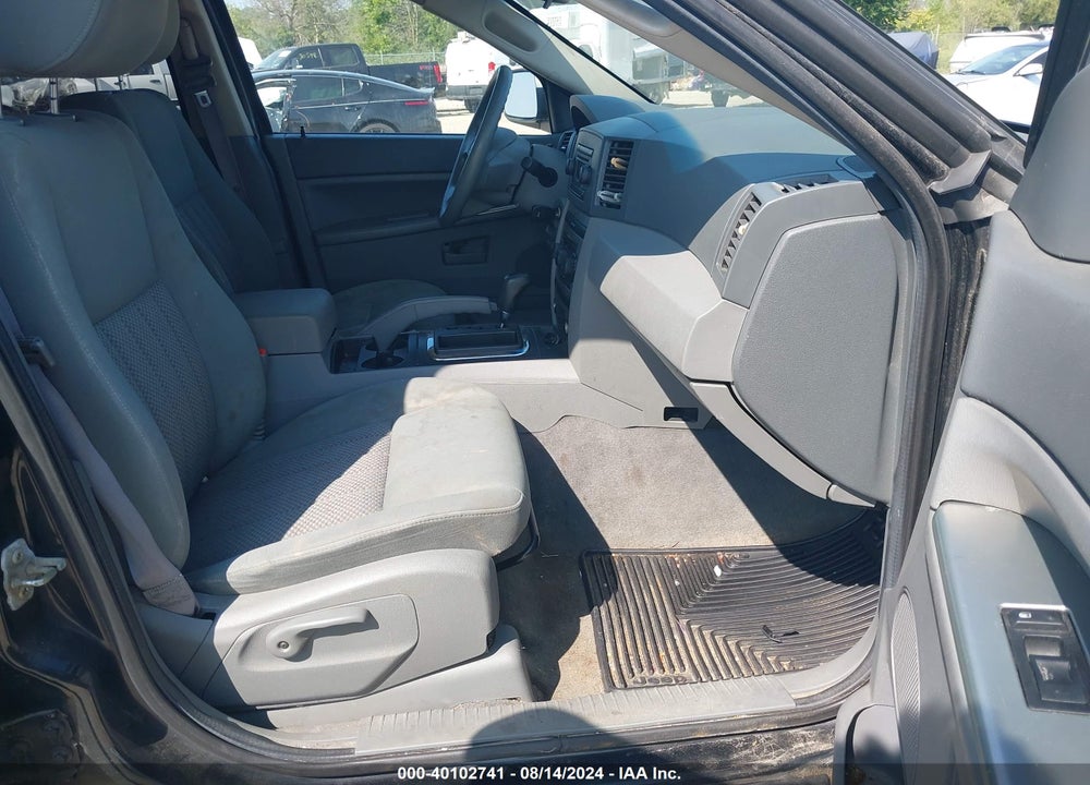 2005 JEEP GRAND CHEROKEE LAREDO VIN: 1J4GR48K55C540302
