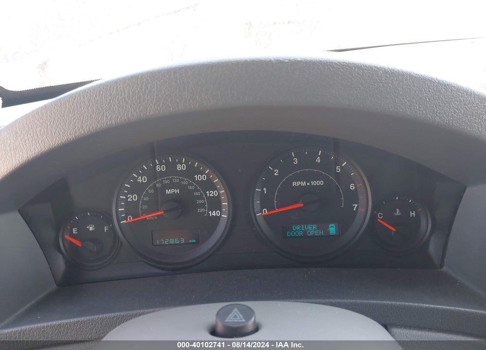2005 JEEP GRAND CHEROKEE LAREDO VIN: 1J4GR48K55C540302